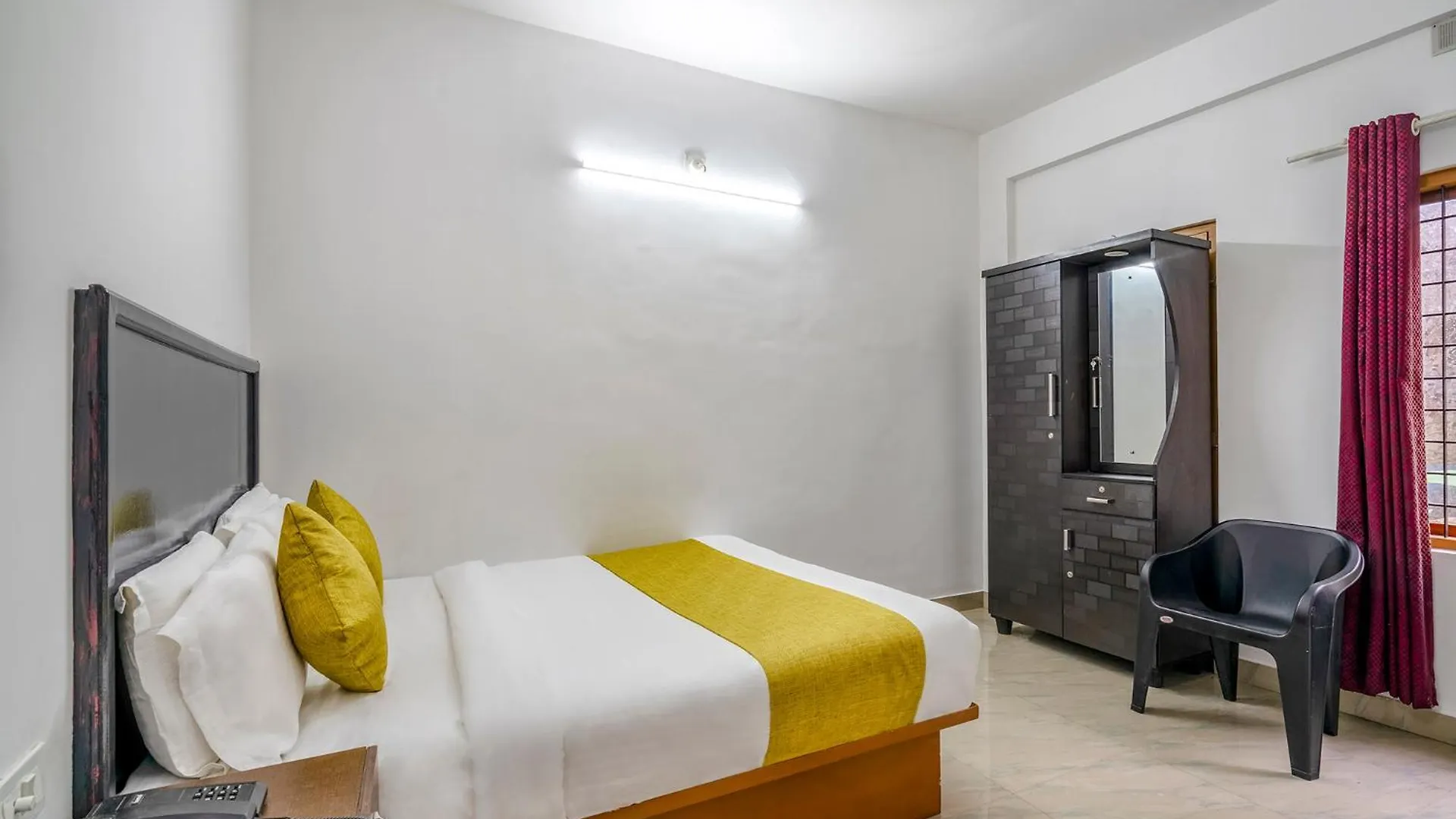 Fabhotel Abrigo Residency Anaviratty